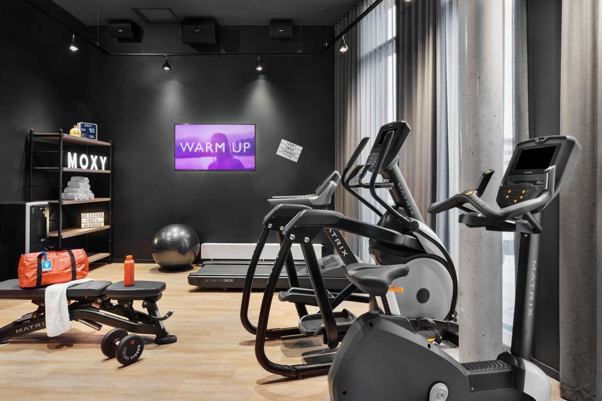 Moxy Отель 4*